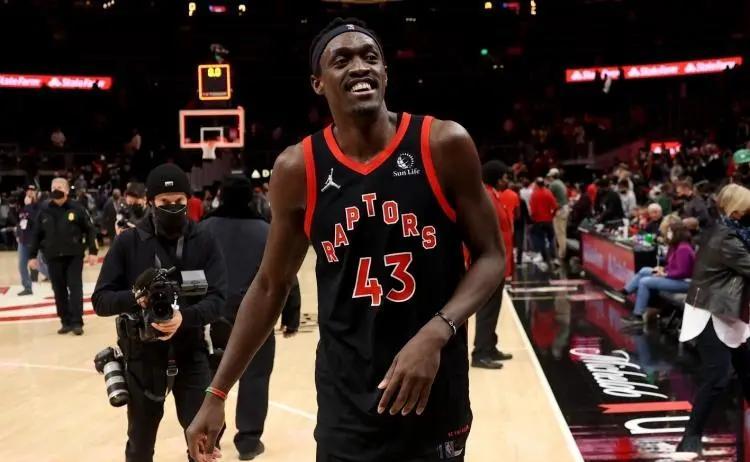 西亚卡姆官方公布新规，湖人引发争议，狂砍50分球迷热议！