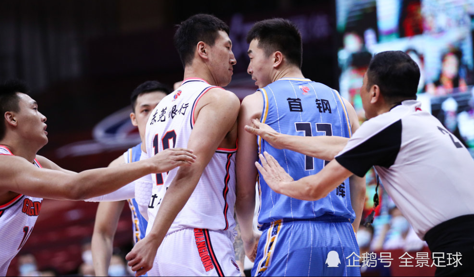 关于郭艾伦状态火爆，总决赛八强战对阵休斯顿火箭，密尔沃基雄鹿力争零封的信息